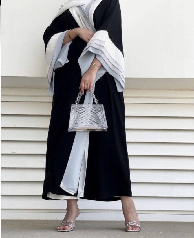 Black Pleated Abaya