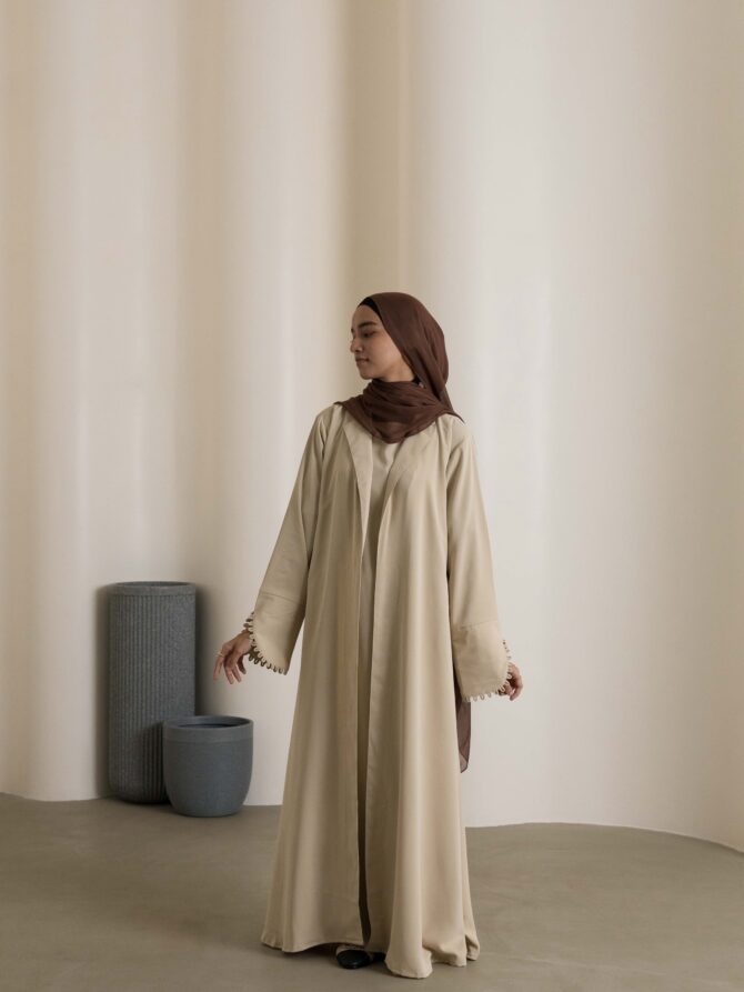 Every day luxe abaya