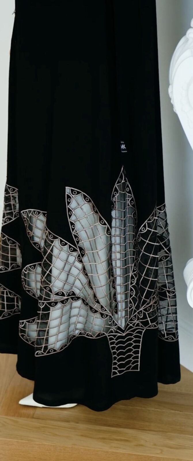 Black leave cutwork