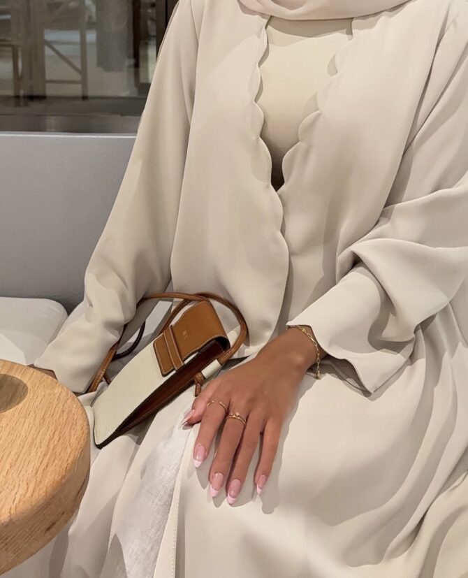 Luxe beige