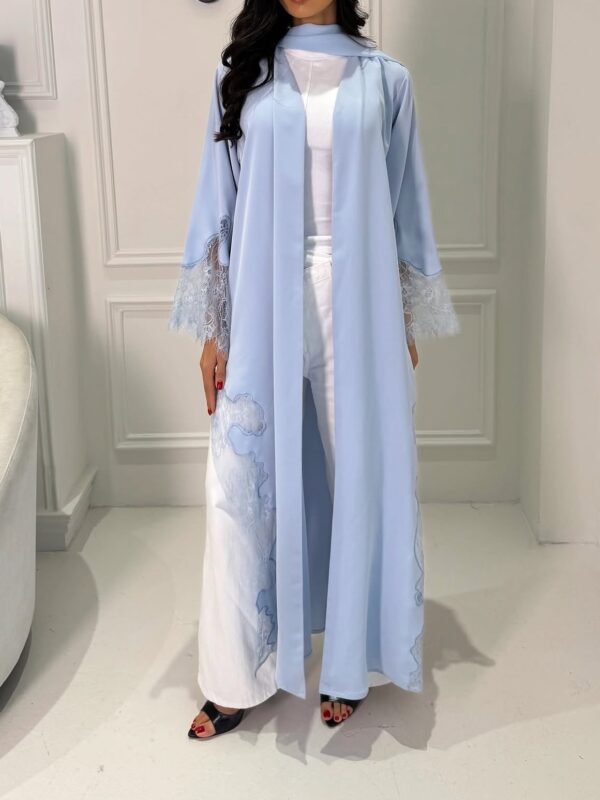 Blue chantilly